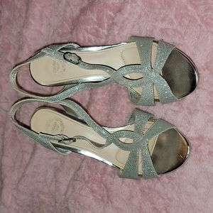 Silver sparkly heels I. Miller